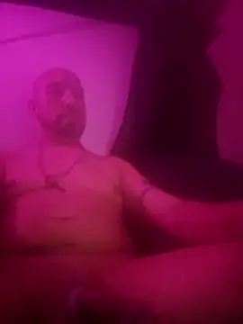 nakedtony81 online show from March 16, 5:44 am