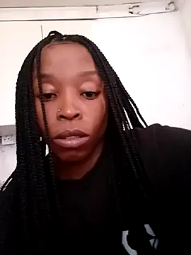 Snapshot of DickDiva1 chatting on February 18, 2:35 pm DickDiva1 online show from February 18, 2:35 pm