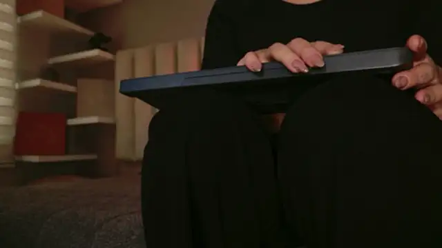 Megan mooree  online show from November 23, 12:38 pm