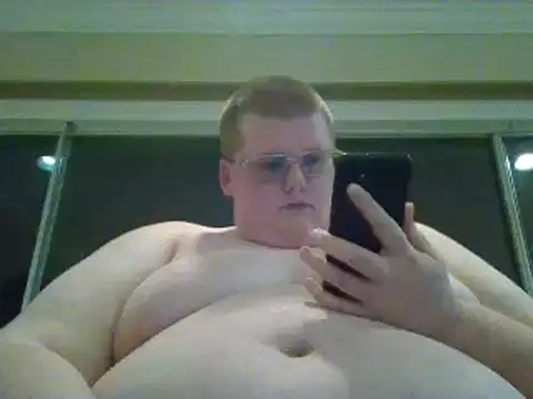 Snapshot of Richard_Moneyshot_23 chatting on December 5, 5:15 am Richard Moneyshot 23 online show from December 5, 5:15 am
