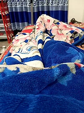 Raju4173 online show from February 9, 12:19 pm