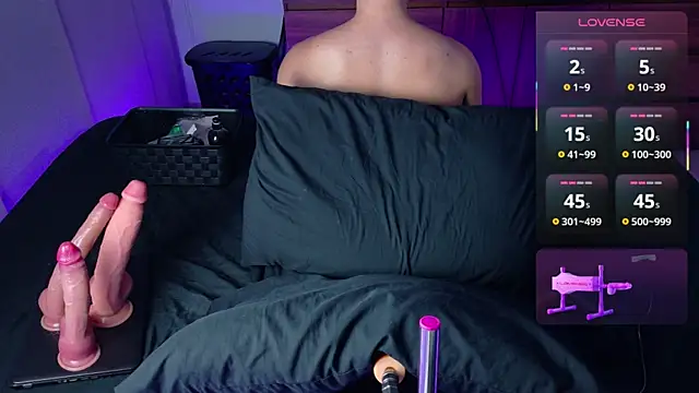 andreu cavel online show from October 25, 6:43 am