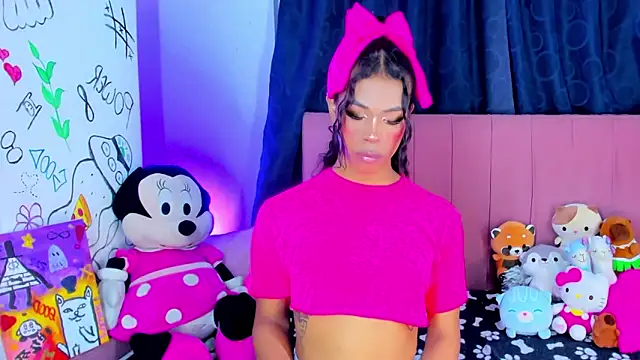 Snapshot of bloom444 chatting on October 12, 11:26 pm bloom444 online show from October 12, 11:26 pm