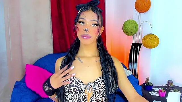 Snapshot of bloom444 chatting on October 14, 11:38 pm bloom444 online show from October 14, 11:38 pm