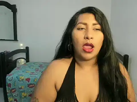 Snapshot of nikol_sexy39 chatting on December 5, 4:09 am nikol sexy39 online show from December 5, 4:09 am