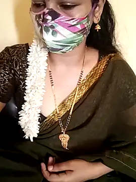 yourtamilcouple online show from December 8, 4:35 am