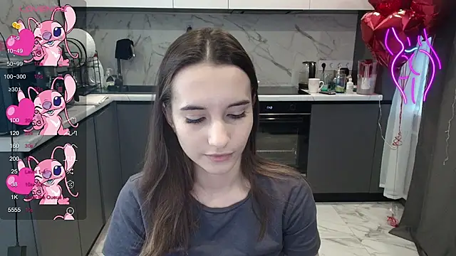 Alice Weiss online show from November 27, 11:45 am