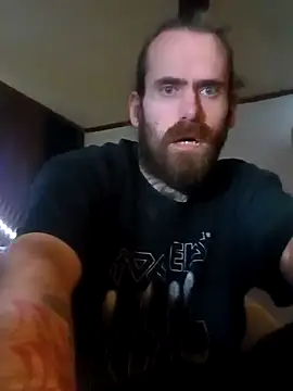 Snapshot of RobStrokes215 chatting on January 23, 2:28 pm RobStrokes215 online show from January 23, 2:28 pm