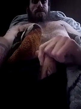 Snapshot of RobStrokes215 chatting on February 15, 12:54 pm RobStrokes215 online show from February 15, 12:54 pm