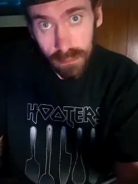 Snapshot of RobStrokes215 chatting on September 13, 6:46 am RobStrokes215 online show from September 13, 6:46 am