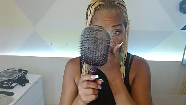 NatashaDormat online show from November 11, 1:22 pm