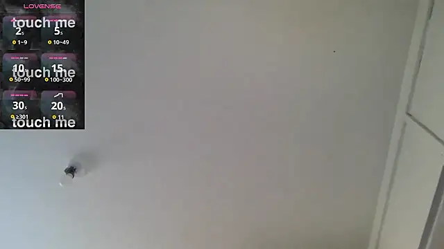 Snapshot of CaroAndMarc chatting on January 13, 11:26 am CaroAndMarc online show from January 13, 11:26 am