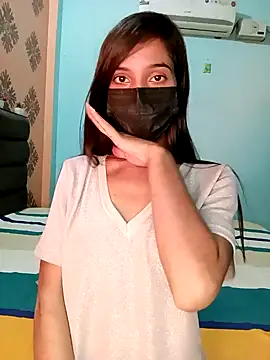 Snapshot of poojaji690 chatting on January 1, 5:00 pm poojaji690 online show from January 1, 5:00 pm