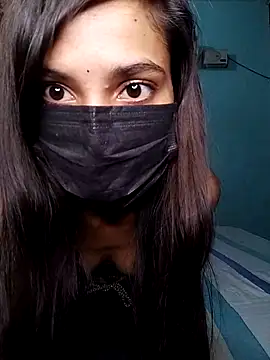 Snapshot of poojaji690 chatting on February 14, 6:12 am poojaji690 online show from February 14, 6:12 am