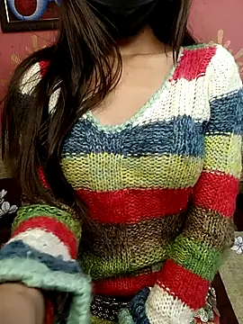 Snapshot of poojaji690 chatting on November 30, 6:39 am poojaji690 online show from November 30, 6:39 am