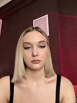 Snapshot of Alisa_Rise chatting on March 7, 9:06 pm Alisa Rise online show from March 7, 9:06 pm