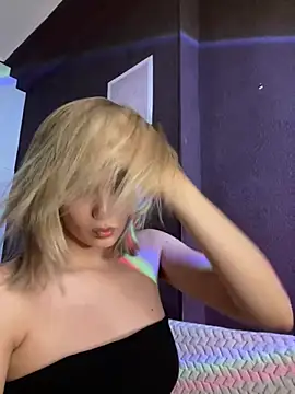 Snapshot of Alisa_Rise chatting on March 23, 12:58 am Alisa Rise online show from March 23, 12:58 am