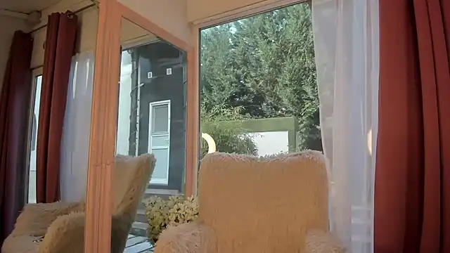 Mia  Milan online show from October 10, 6:34 am