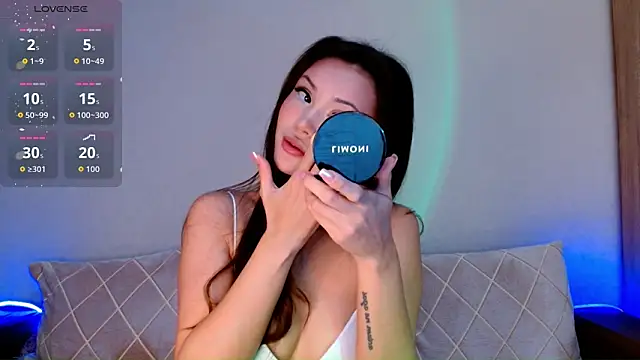 Min Jee  online show from September 16, 9:27 pm