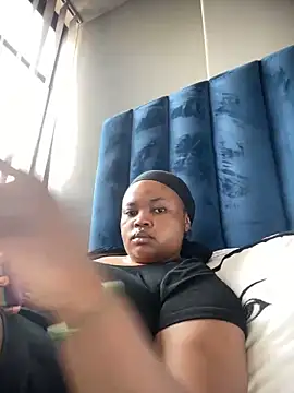 Curveysinaa online show from February 6, 8:39 am