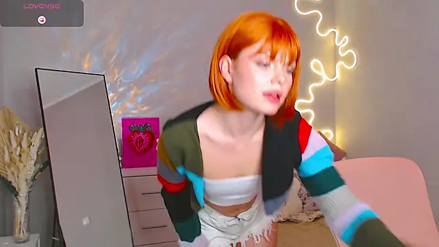 Red  Candy online show from February 24, 4:47 pm