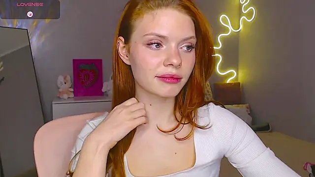 Red  Candy online show from March 6, 6:37 pm