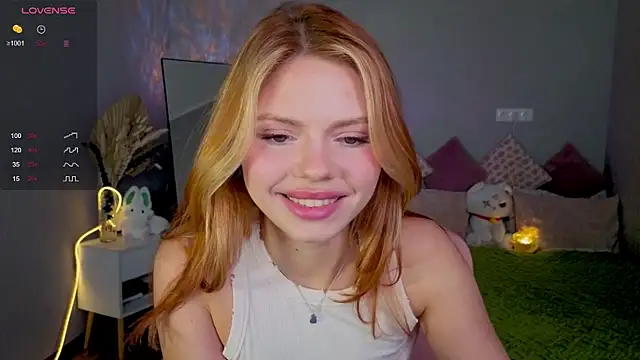 Red  Candy online show from September 14, 12:48 pm