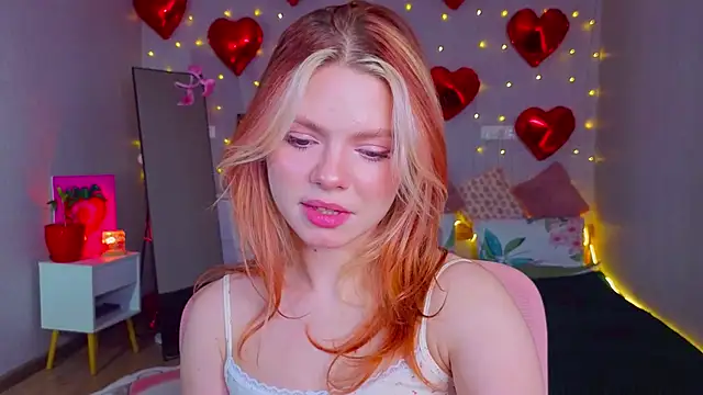 Red  Candy online show from March 10, 3:06 pm