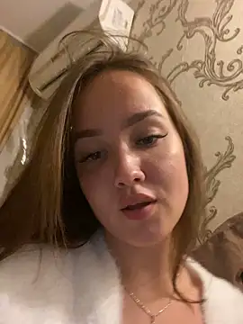 milkyWeyy online show from September 26, 4:22 pm