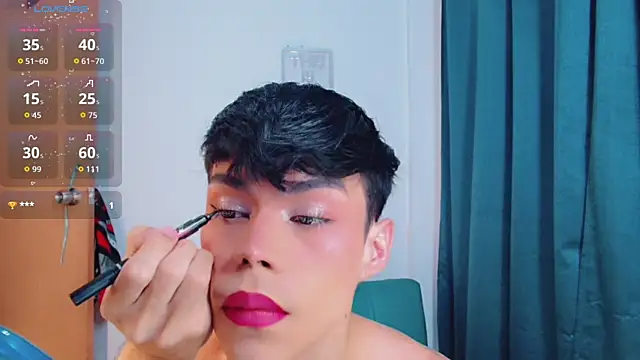 Snapshot of femboykeene chatting on May 21, 11:45 pm femboykeene online show from May 21, 11:45 pm