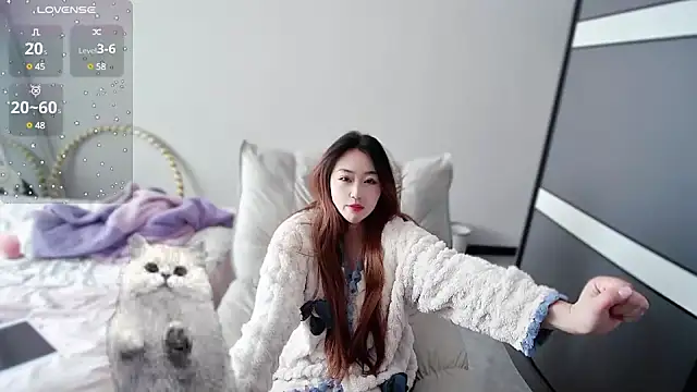 Snapshot of Feifei-cn chatting on February 26, 6:15 am Feifei-cn online show from February 26, 6:15 am