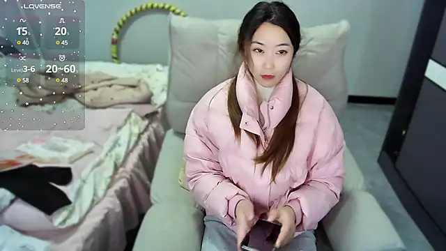 Snapshot of Feifei-cn chatting on March 7, 1:18 pm Feifei-cn online show from March 7, 1:18 pm