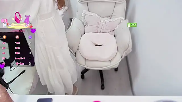 Feifei-cn online show from June 12, 12:20 am