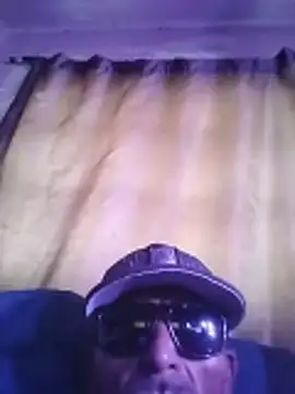 Snapshot of Vergonzoso6 chatting on June 6, 4:12 pm Vergonzoso6 online show from June 6, 4:12 pm