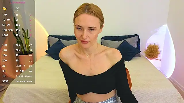 AlisssaRose online show from March 20, 9:30 pm