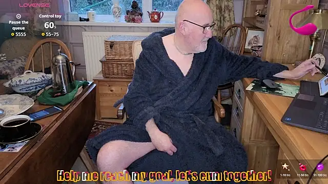 Adamdaddybear online show from January 11, 8:30 am