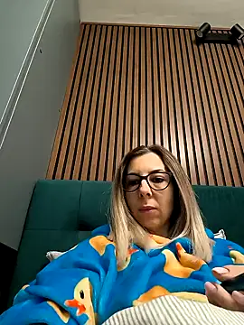 SukyGirl online show from January 17, 12:31 pm