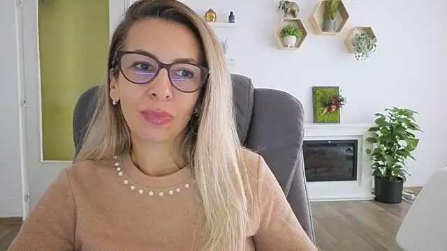 SukyGirl online show from September 11, 7:19 am