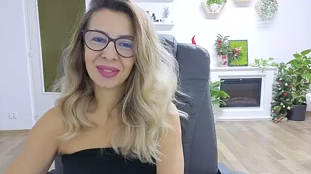 SukyGirl online show from November 28, 9:23 am