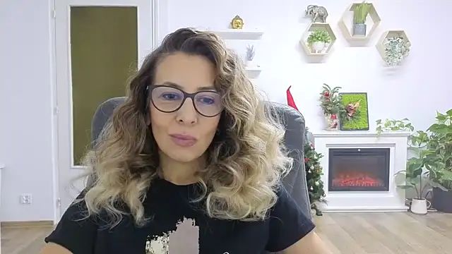 SukyGirl online show from December 2, 10:53 am