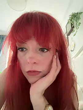 AylaRed online show from March 11, 2:01 pm