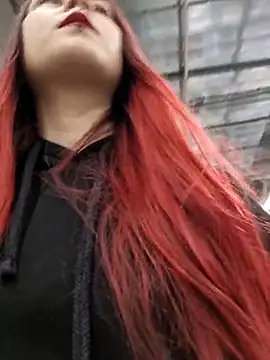 Snapshot of Reed_Fox chatting on February 9, 4:40 pm Reed Fox online show from February 9, 4:40 pm