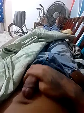 Snapshot of elcobin chatting on February 15, 1:27 pm elcobin online show from February 15, 1:27 pm