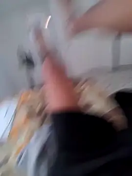 Snapshot of elcobin chatting on March 4, 4:52 pm elcobin online show from March 4, 4:52 pm