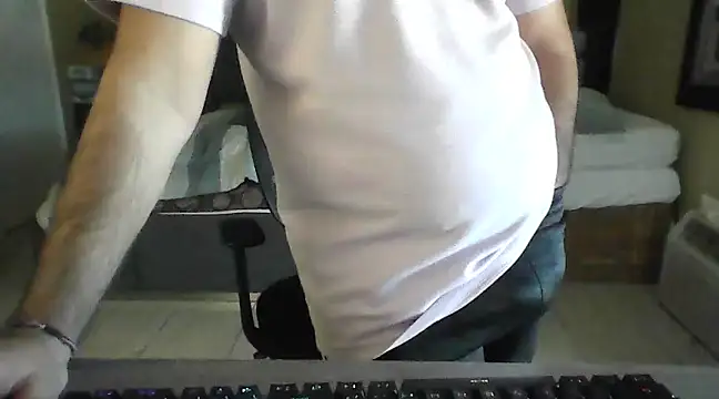 Snapshot of cryptoman1119 chatting on February 20, 10:04 pm cryptoman1119 online show from February 20, 10:04 pm