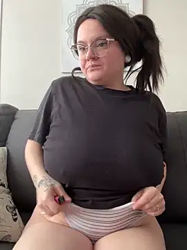 Sweetleeahxx online show from January 8, 5:26 pm