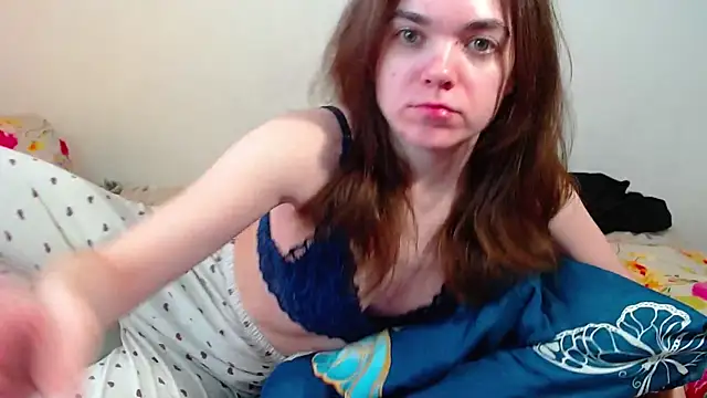 Snapshot of SallyMkn chatting on May 5, 12:02 pm SallyMkn online show from May 5, 12:02 pm