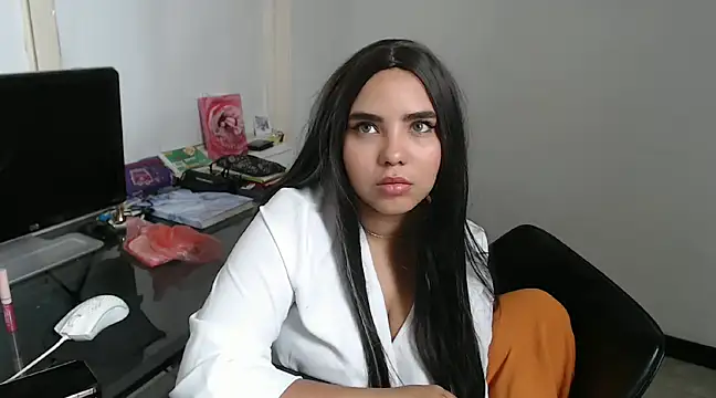 Miapeyton online show from December 7, 4:03 pm