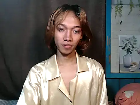 imtwinky online show from October 29, 5:10 am