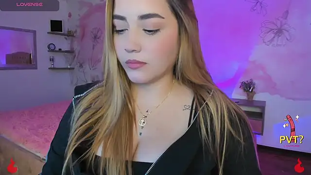 Lucia star   online show from February 16, 2:09 am